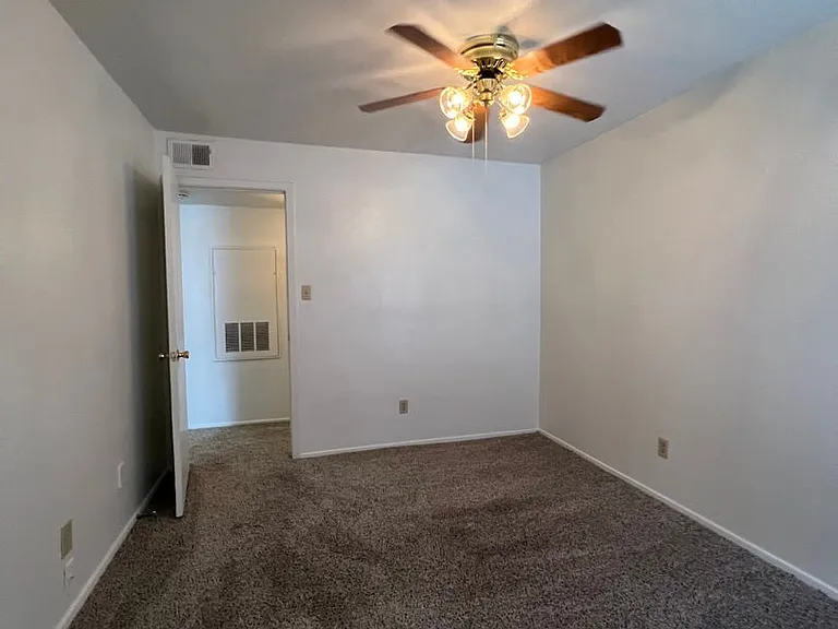 Cypresswood Apartments — Photo 10