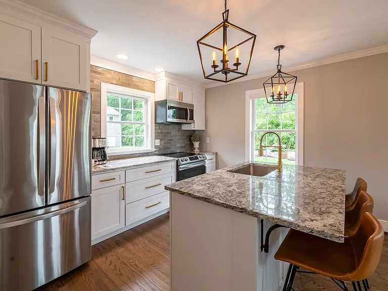 10137 Sycamore Landing Rd — Photo 6