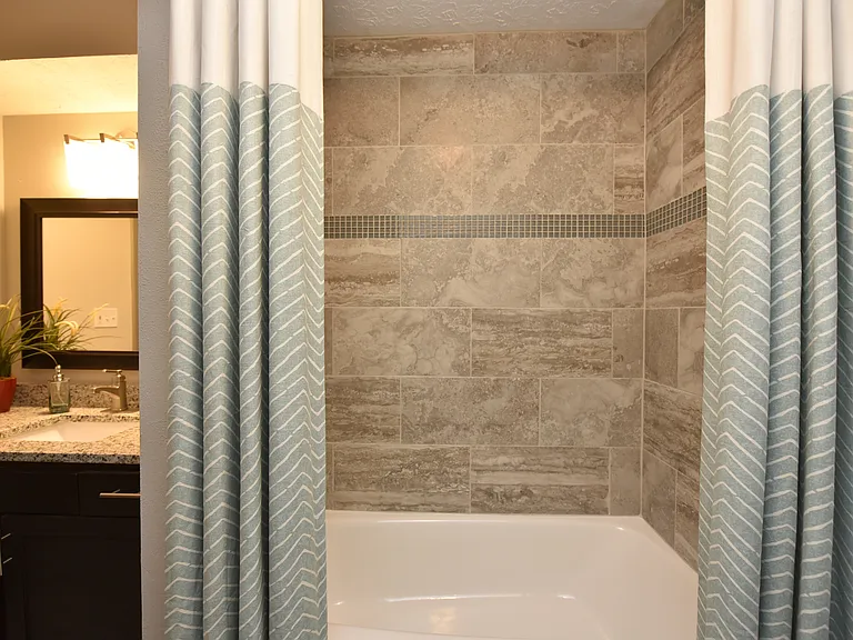 Custom Tile Tub