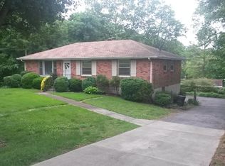564 Walton Ferry Rd, Hendersonville, TN 37075