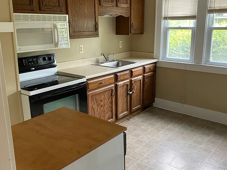 187 Edgerton St — Photo 24