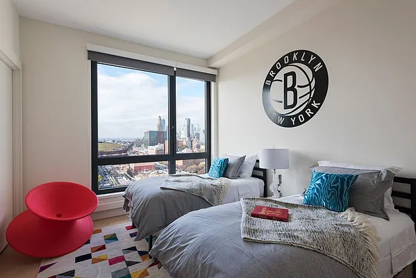 Sold by Nest Seekers International | media 8