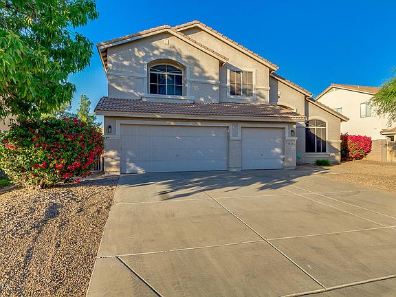5th image of 3328 E Isabella Ave