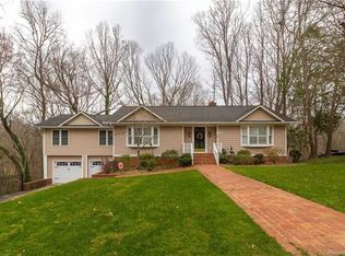 1308 Wales Rd, Kings Mountain, NC 28086