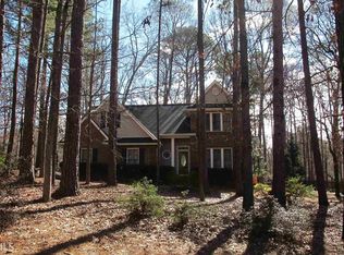 108 Lakeview Ln, Stockbridge, GA 30281