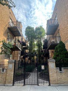 2237 N Lincoln Ave APT 3A, Chicago, IL, 60614