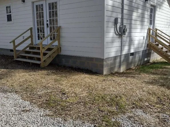 506 Dollar Dr, Altamont, TN 37301