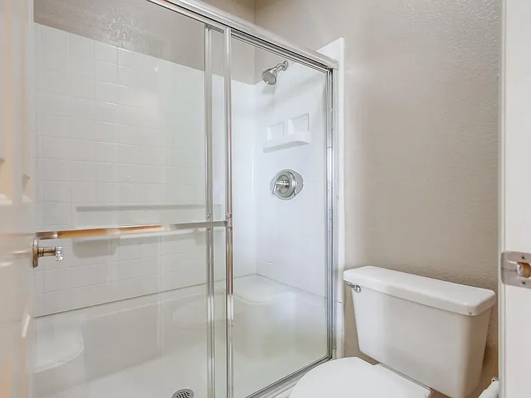 1879 Matin Cir #140 — Photo 31