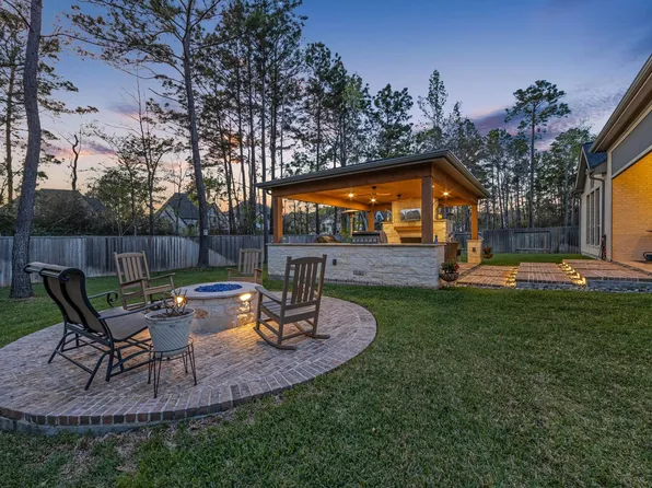 137 Sweeping Valley Dr, Montgomery, TX 77316