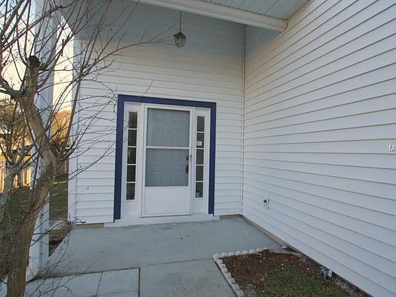 4th image of 6745 Brittany Chase Ct