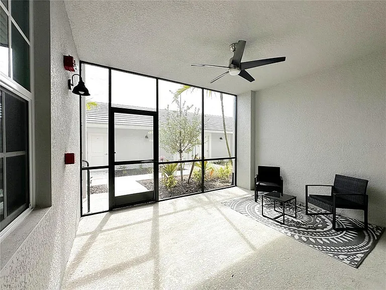14221 Heritage Landing Blvd #2017 — Photo 29