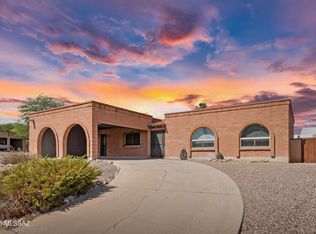 2301 N Camino Mateo, Tucson, AZ 85745