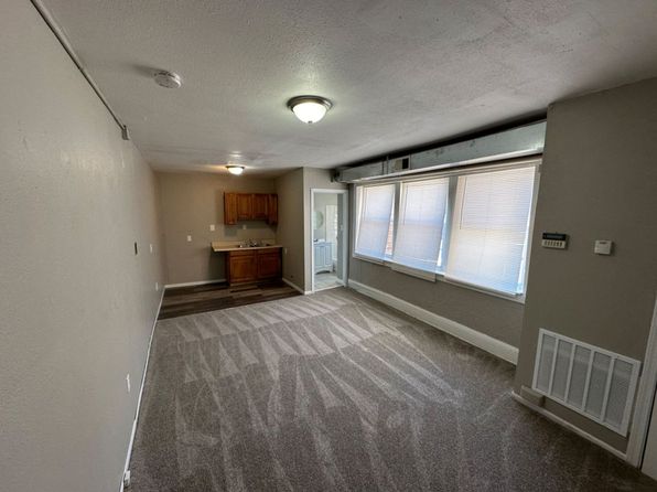 2214-2220 W Hopkins St #2