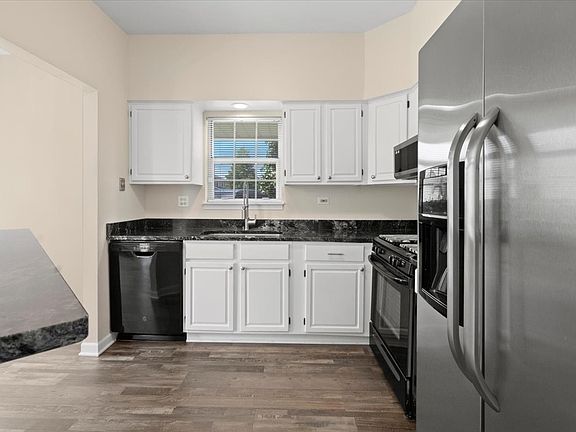 5th image of 17621 W Horseshoe Ln