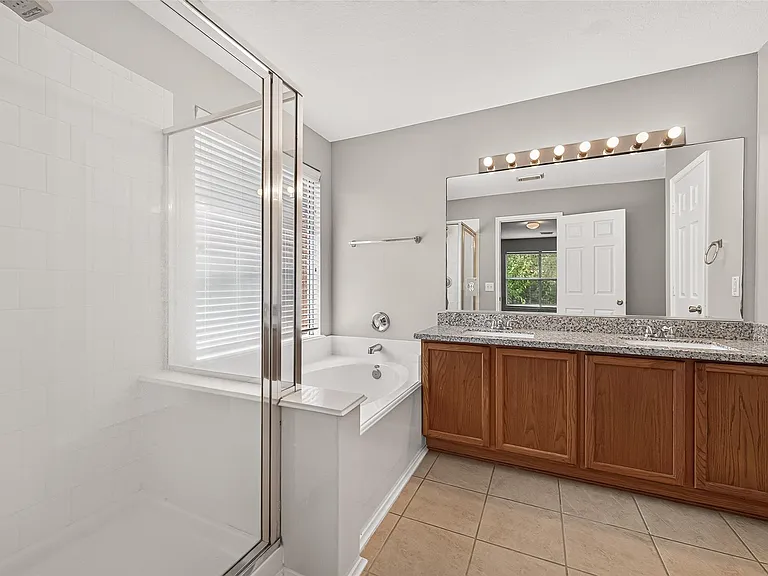 14922 Sugar Sweet Dr — Photo 41