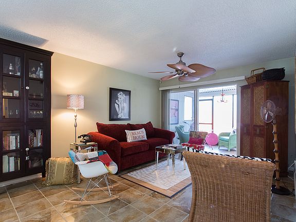 3rd image of 10415 Carrollbrook Cir APT 107