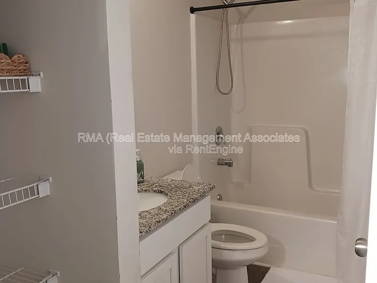141 Catalpa Rd — Photo 13