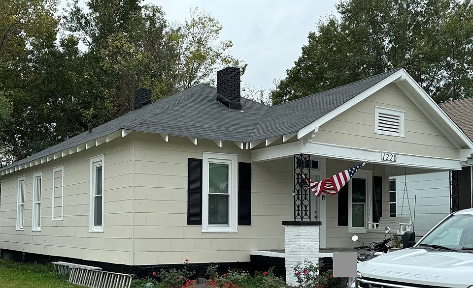 2nd image of 1220 21st St
