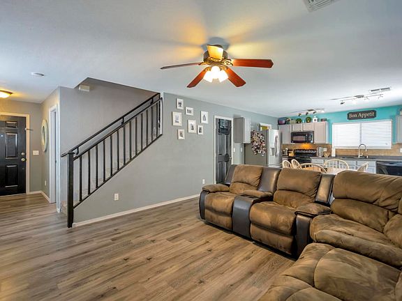 Open Concept 1st Floor