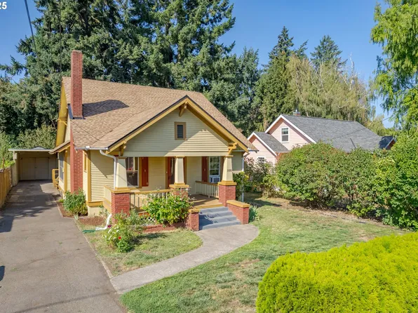 105 Thomason Ln, Eugene, OR 97404
