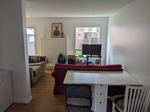 3061 Sir Johns Homestead, Mississauga, ON L5L 3H9