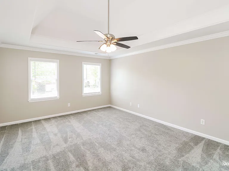 1912 Valewood Cir — Photo 13