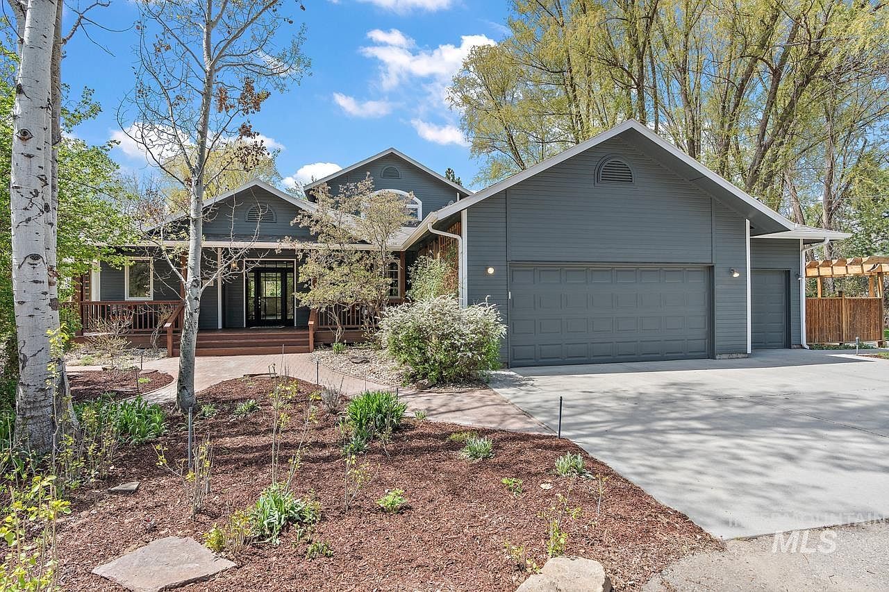 3809 N Collister Dr, Boise, ID 83703 Zillow