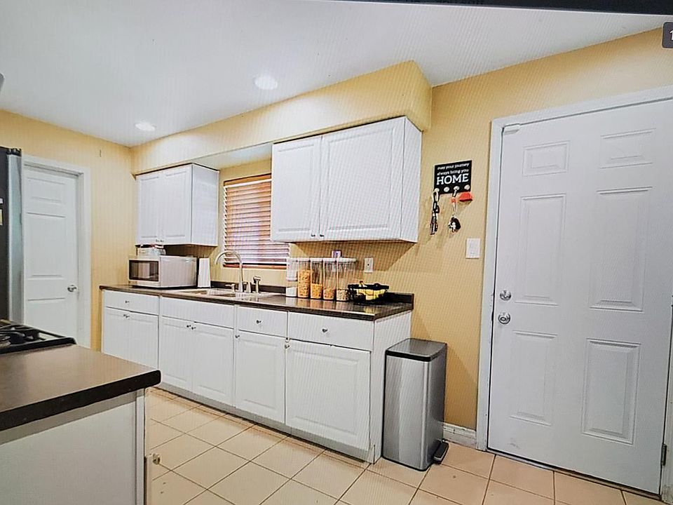 2nd image of 17374 Miller Ave