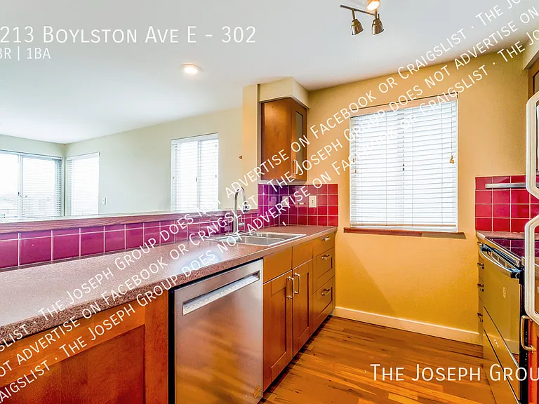2213 Boylston Ave E #302 — Photo 6