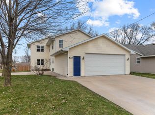 620 W 10th St, Kaukauna, WI 54130