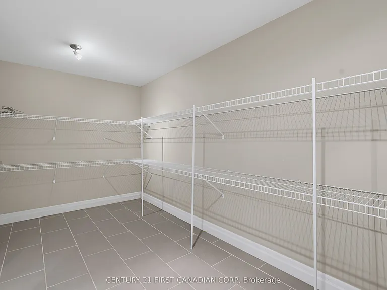 1018 Medway Park Dr — Photo 38