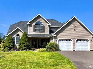 4 Heather Lane, Granby, CT 06060