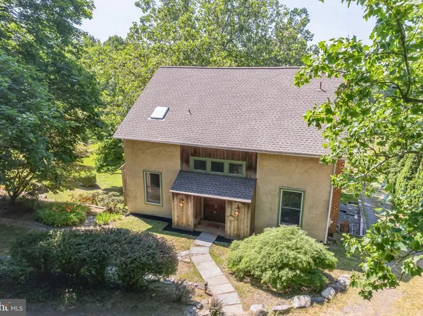 170 Warwick Rd, Elverson, PA 19520