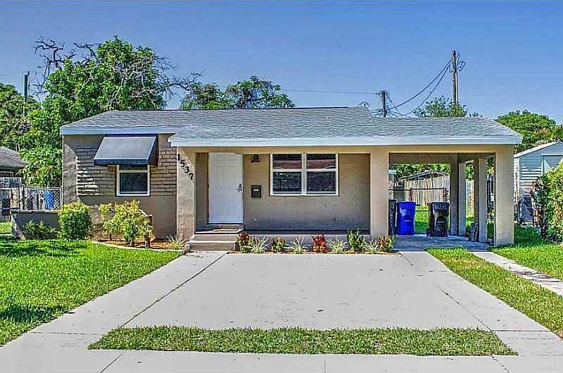 1st image of 1539 NW 2nd Ave