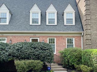 4728 24th St N, Arlington, VA 22207