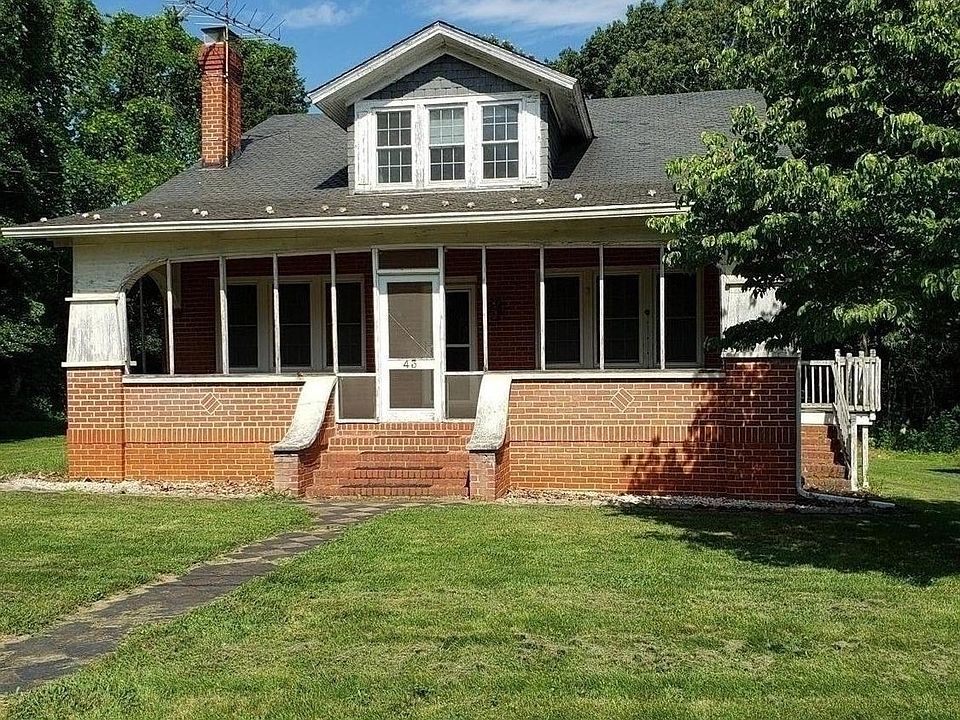1st image of 43 Bersch Ln