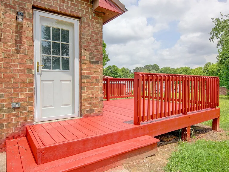 729 Welsey Dr — Photo 35