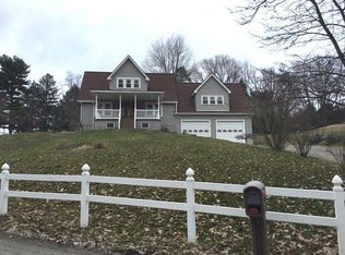 575 Edgeview St, New Kensington, PA 15068