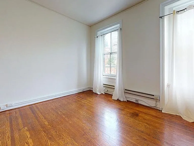 262 S 21st St #3F — Photo 8