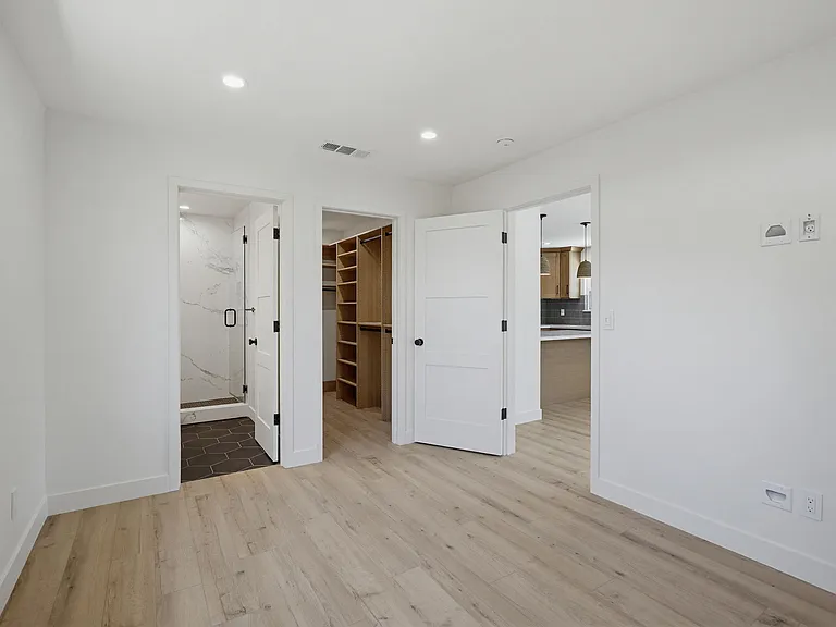 2036 Pomona Ave #D — Photo 19