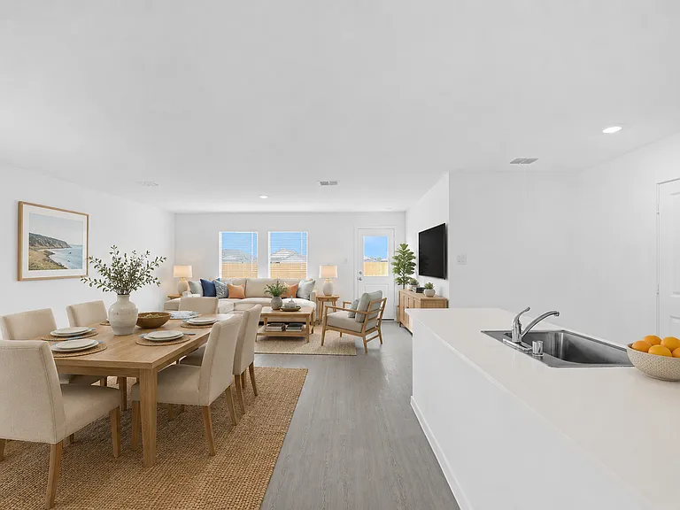 921 Mossycup St — Photo 2