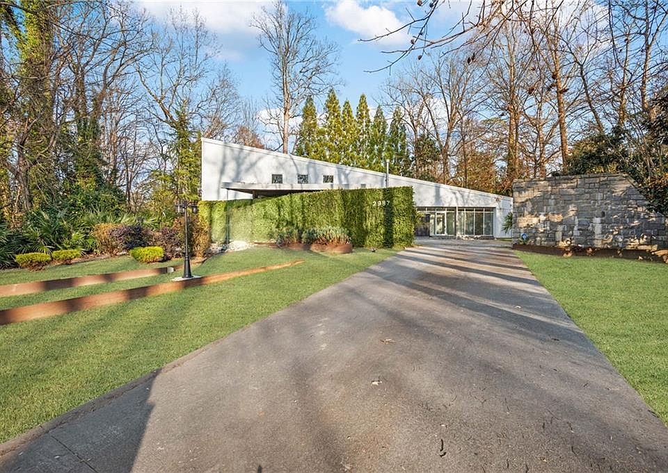 1st image of 2987 Northside Dr NW