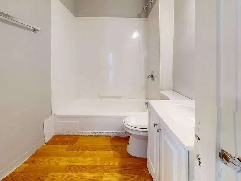 888 Rondel Rd — Photo 2