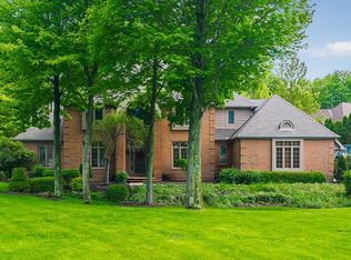 10657 Scarborough Way, Powell, OH