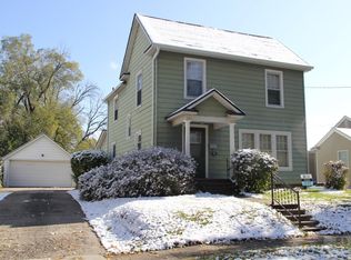 202 E 7th St S, Newton, IA 50208
