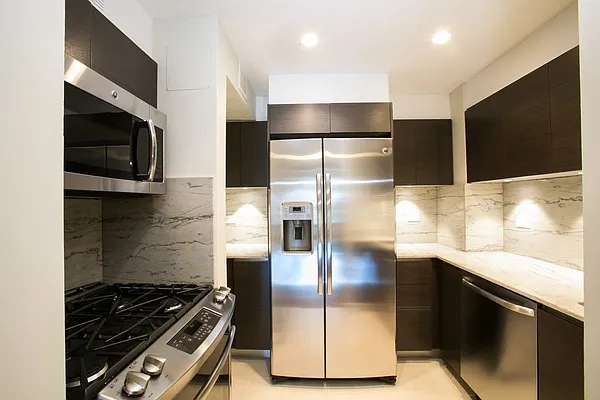 Rented by Stonehenge NYC LLC | media 14