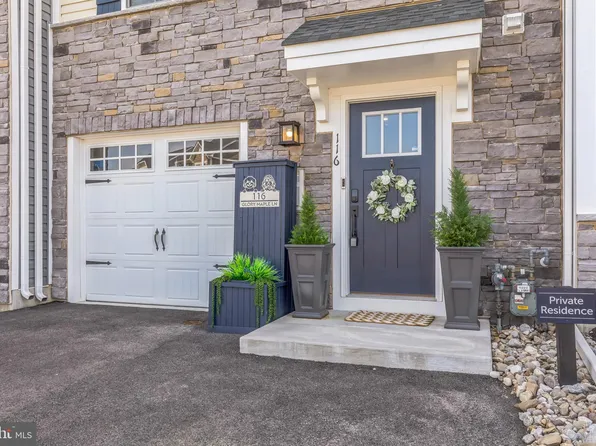 116 Glory Maple Ln, Downingtown, PA 19335