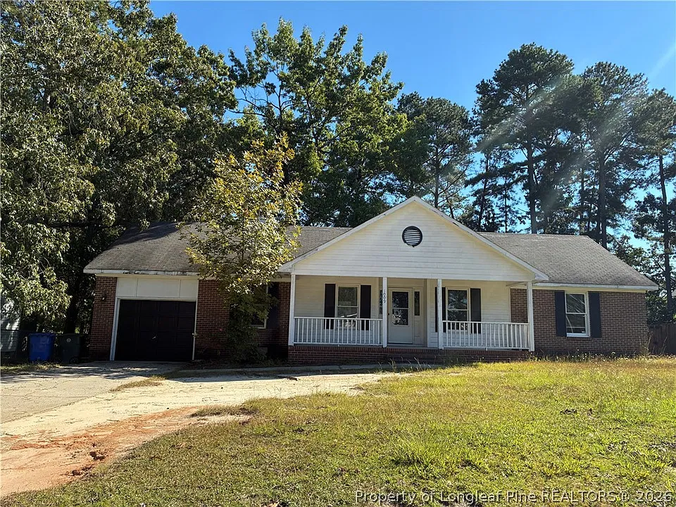 1009 Rim Rd
