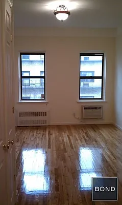 Rented by Bond New York | media 7