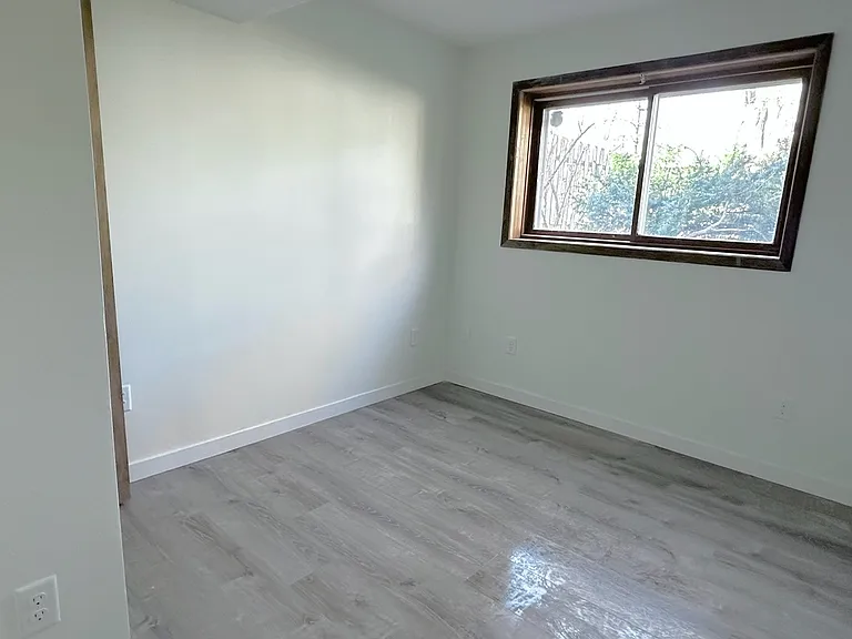 873 104th Ave NW — Photo 12